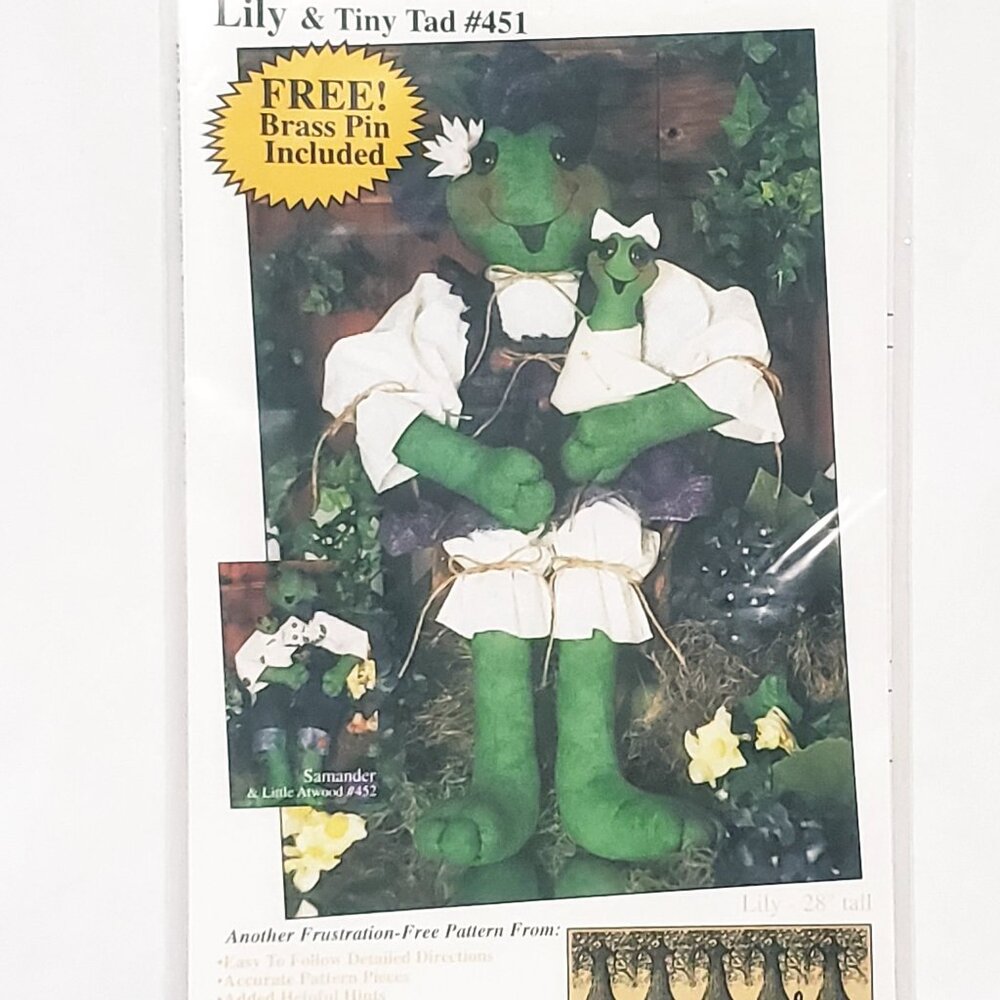 Frog Lily & Tiny Tad Pattern #451 Happy Hollow Designs 1996 Stuffed Animal